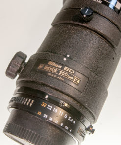 Nikon 300mm f/4 AF ED lens