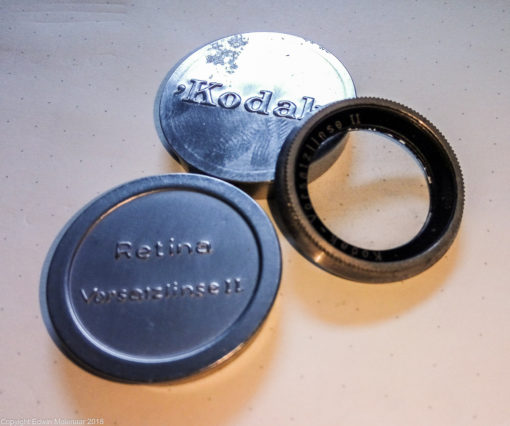Kodak Retina vorsatzlinse II with vintage kodak metal case