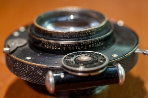 Cooke lens by Taylor,Taylor & Hobson LTD 216mm lens in Compoundshutter