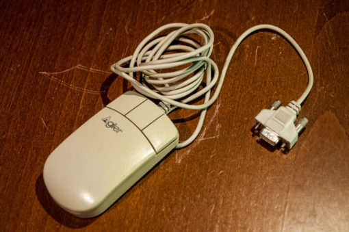 Serial mouse for classic computer
