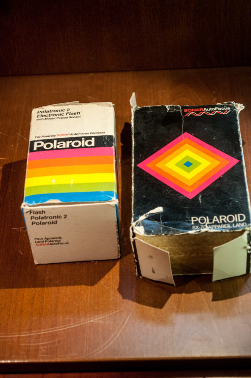 Polaroid SX-70 Alpha Sonar + Polartronic flash