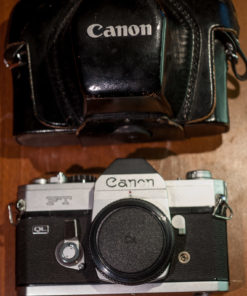 Canon FT QL body + Readybag