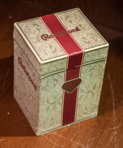 Rolleicord Cardbord box