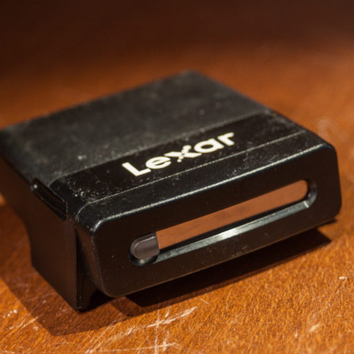 Lexar CF card reader Firewire800