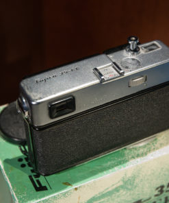 Fujica 35 EE rangefinder camera in original box