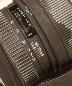 Sigma 24-70mm F2.8 EX DG Macro