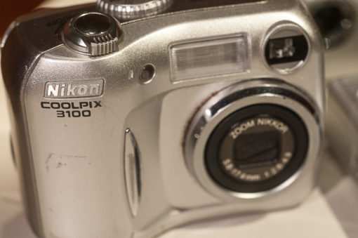 Nikon Coolpix 3100 + 2x Sharper I.M. 3in1