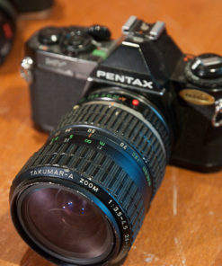 PEntax MV + Takumar 28-80mm macro zoom