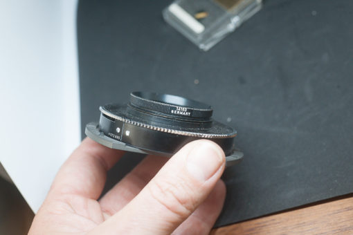 Prontor Press Shutter on a Oval lensboard/retainer