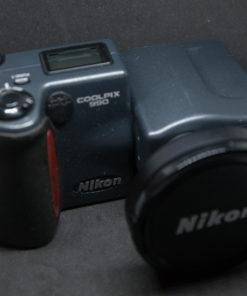 Nikon Coolpix 990 + WC-E63 wideconverter