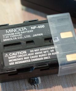 Minolta BC-400 + NP-400 (for Minolta Dynax 7D and 5D)