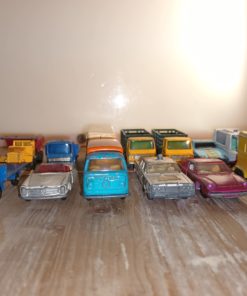 29 toy cars Matchbox, husky