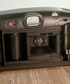 Polaroid 2100 BF focus free 35m compact camera