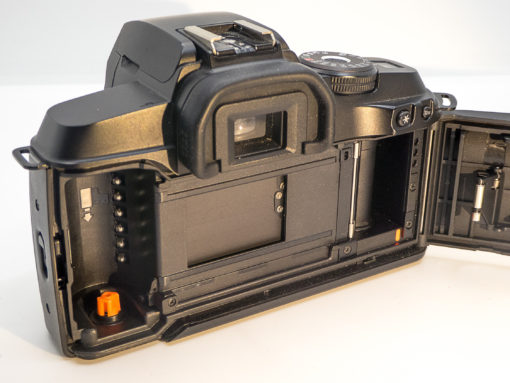Canon EOS 5000 - body