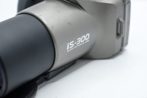 Olympus IS300 - 35mm SLR - 28/110mm
