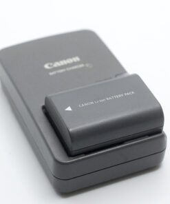 Canon Battery charger CB-2LWE + battery NB-2LH