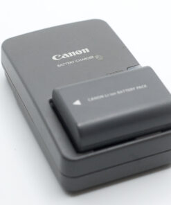 Canon Battery charger CB-2LWE + battery NB-2LH