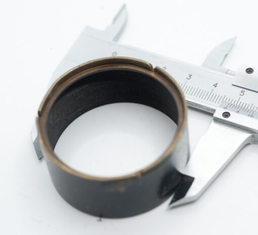 Stiff metal lenshood diameter 45mm Clip-on
