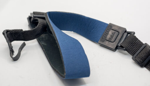 Op/tech flexible Blue camera neck strap