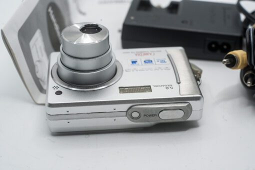 Olympus FE 5500 | Digital Compact camera | 5megapixel : CCD
