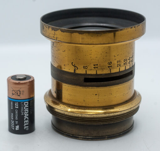 Brandless Brass lens with Waterhouse stop / slot