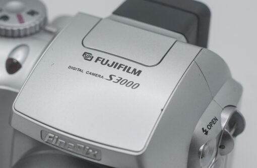 Fuji Fujifilm Finepix S3000 #CCD Camera