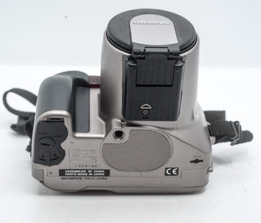 Olympus IS 200 - SLR - Hybrid + C-160 tele converter 35mm film Camera