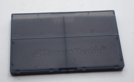 Smart media memory card case | Fits 2/4 cards