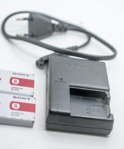 Sony BC-CSG OEM (original) battery charger for NP-BG1, NP-FG1 battery. Compatible with Sony cyber Power Shot 100% brand new high quality OEM charger Model: BC-CSG Type: Lithium ion charger