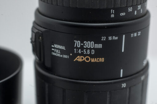 Sigma Apo Macro 70-300mm F1:4-5.6 for Nikon AF-d mount